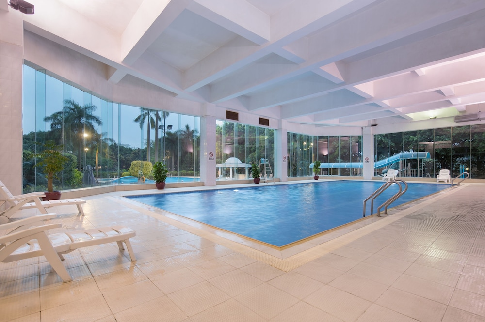 Ramada by Wyndham Pearl Guangzhou · Hotel facilities