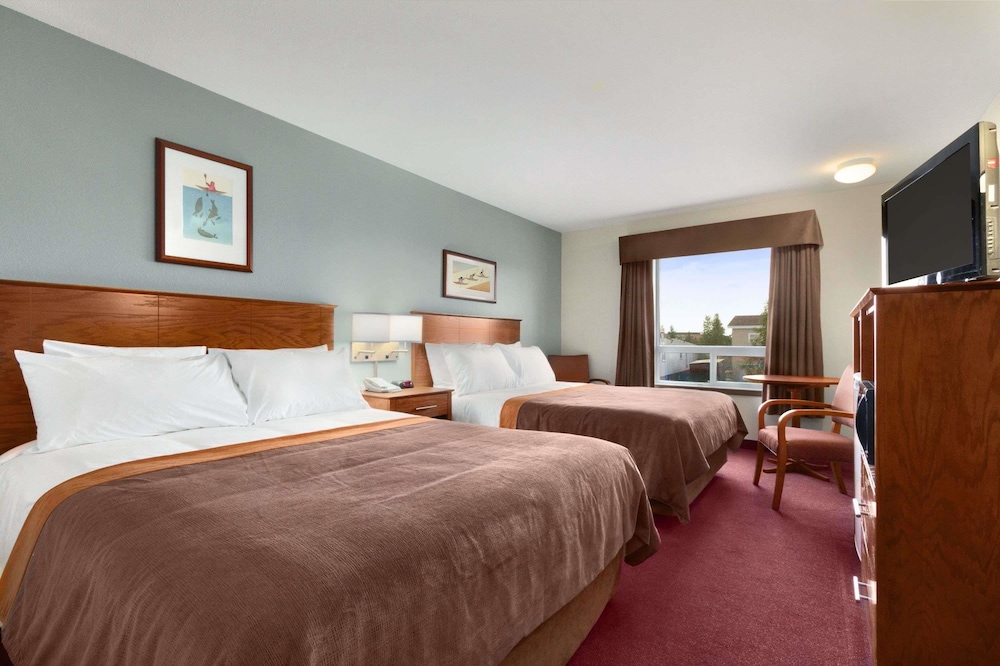 Hotels in Yellowknife