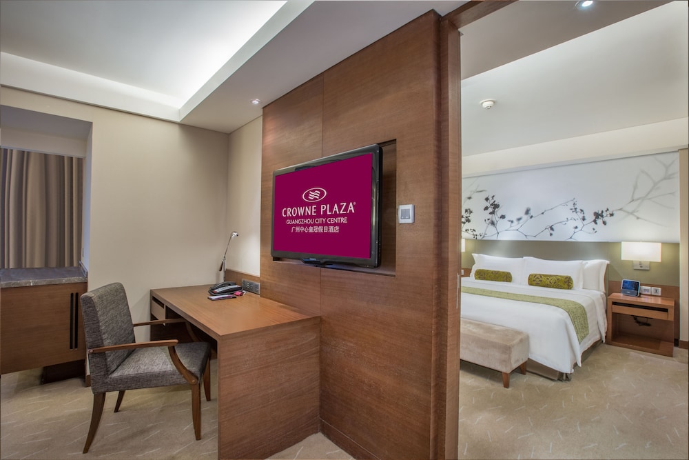 Crowne Plaza Guangzhou City Centre by IHG · Guest room