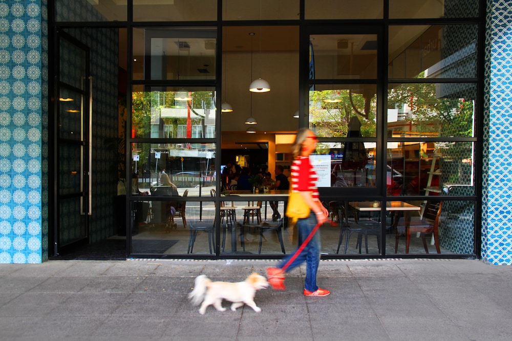 Saint Kilda Beach Hotel (formerly Rydges St Kilda)