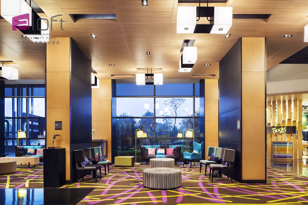 Aloft Guangzhou University Park · Hotel setting