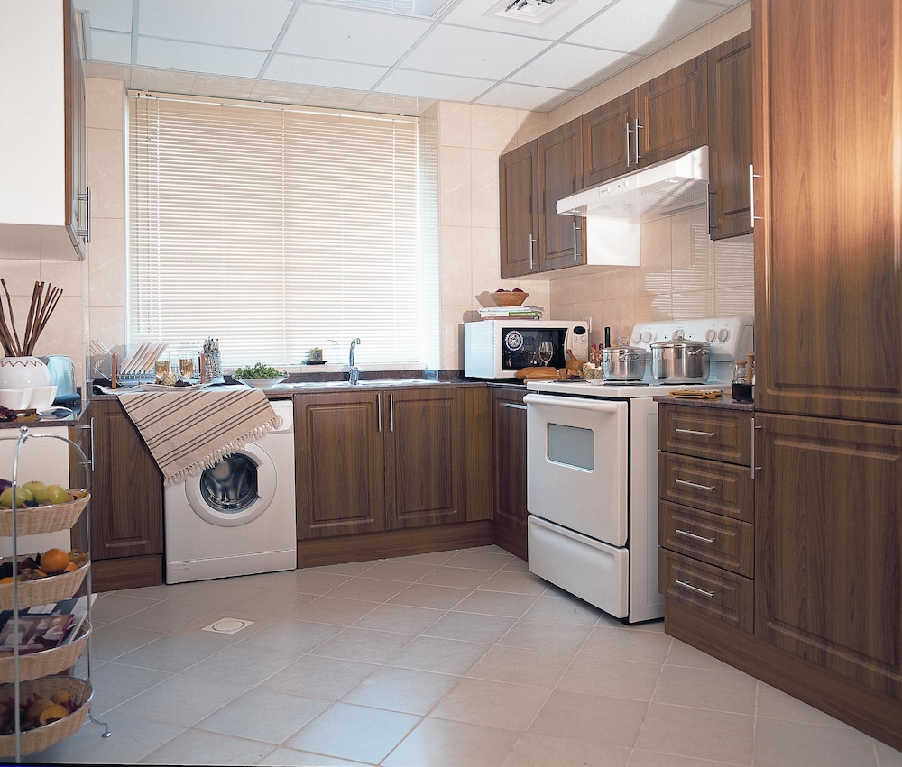 Al Raya Hotel Apartment