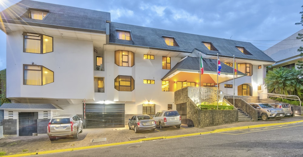 Hotel Residence Inn Suites Cristina