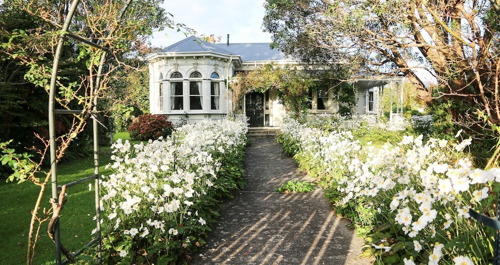 Archer House B&B in Westport 2024 Updated prices, deals Klook