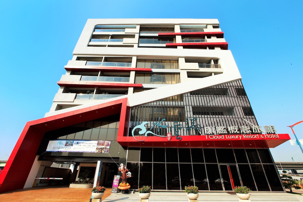 Icloud Luxury Resort & Hotel