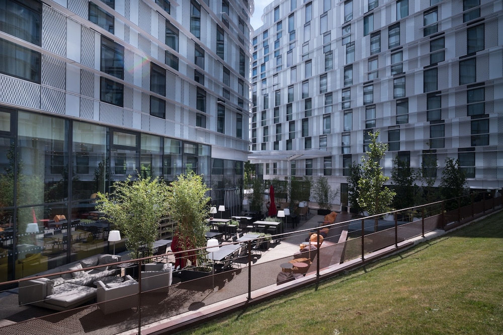 Pullman Paris Roissy CDG Airport