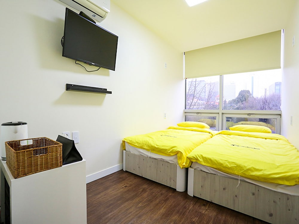 24 Guesthouse Seoul City Hall