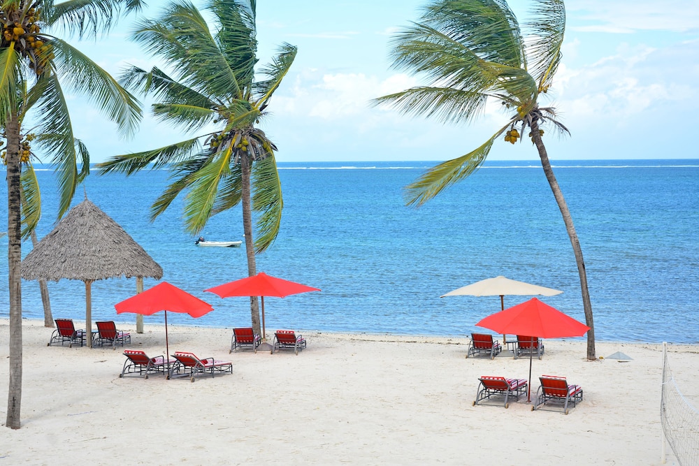 PrideInn Paradise Beach Resort & Spa Mombasa in Coastal Kenya | 2024