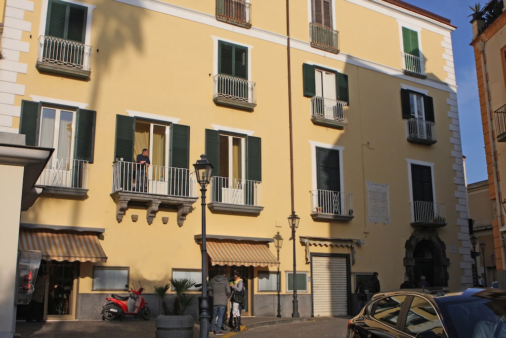 Divina House B&B In Sorrento | 2023 Updated Prices, Deals - Klook ...