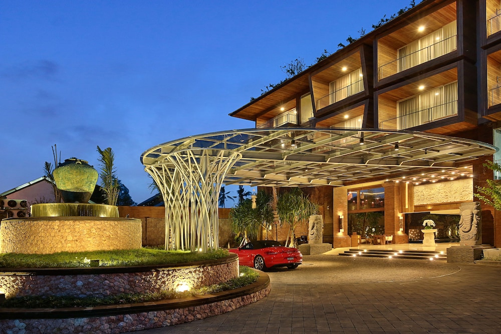 Jimbaran Bay Beach Resort & Spa