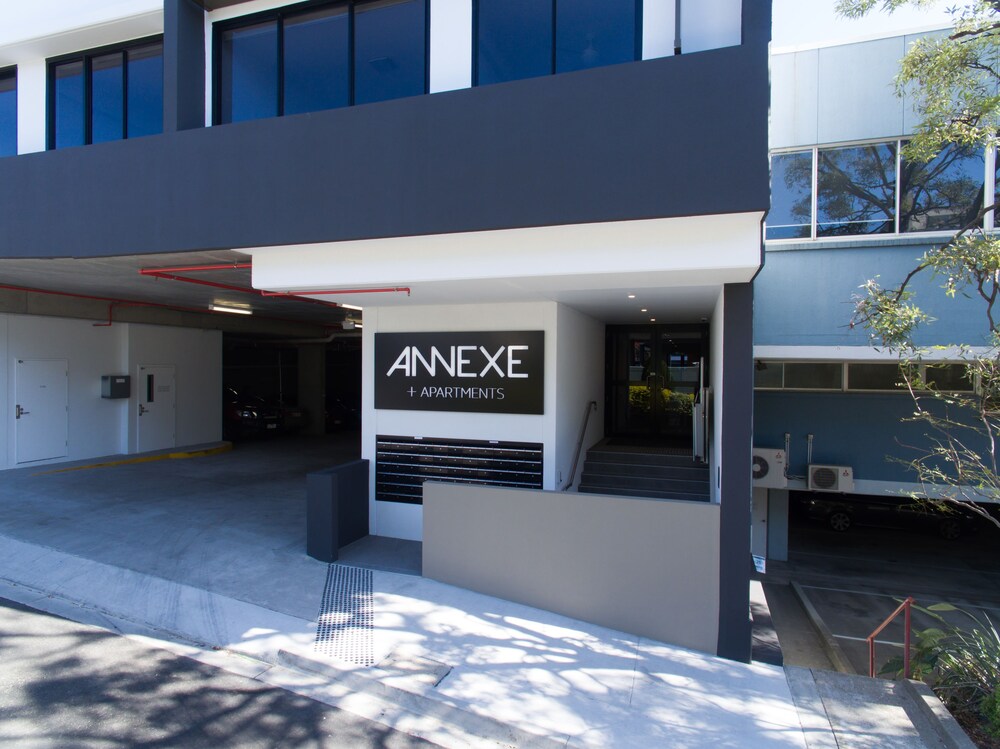 Annexe Apartments