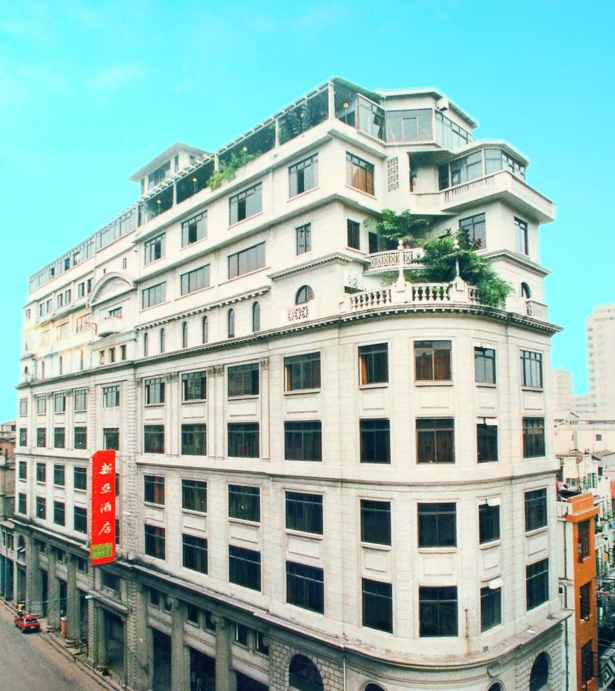 New Asia Hotel · Hotel setting