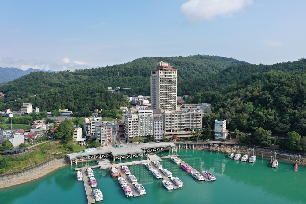 Sun Moon Inn