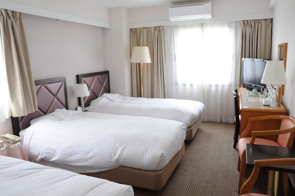 Hotel Terrace Yokohama
