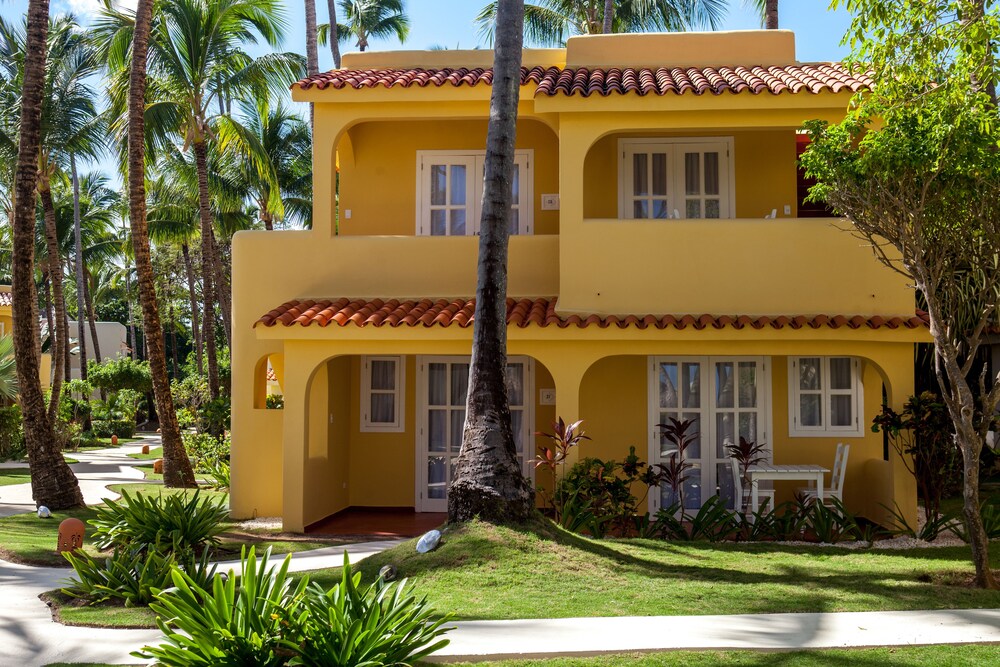 Los Corales Beach Village in Higüey | 2025 Updated prices, deals