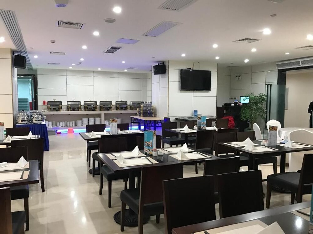 Royal River Apartment · Hotel facilities