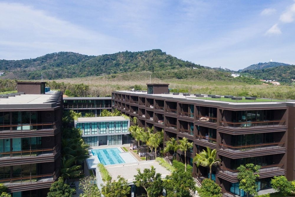 Saturdays Residence by Brown Starling