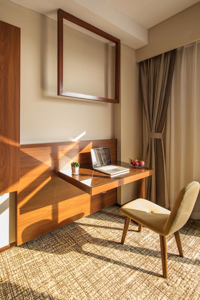Ausotel Select Baiyun International Airport Terminal 2 · Guest room