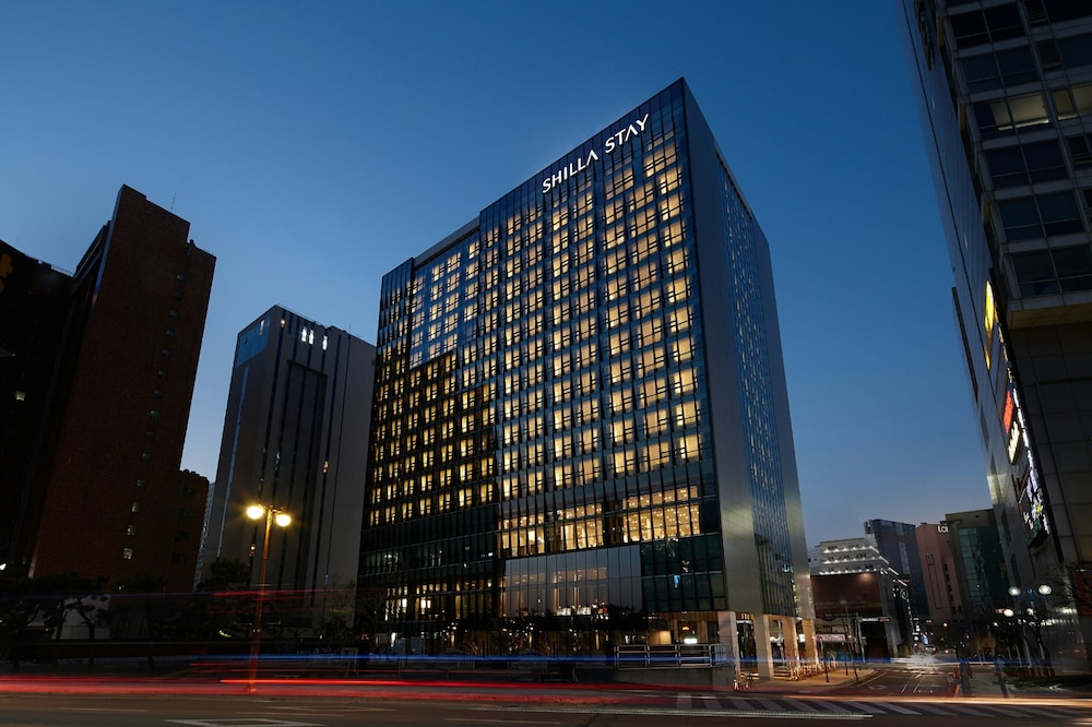 Shilla Stay Busan Haeundae exterior at dusk