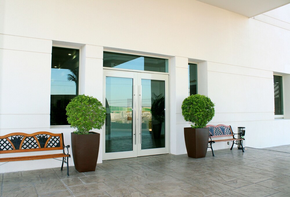 Hotel Aeropuerto Los Cabos