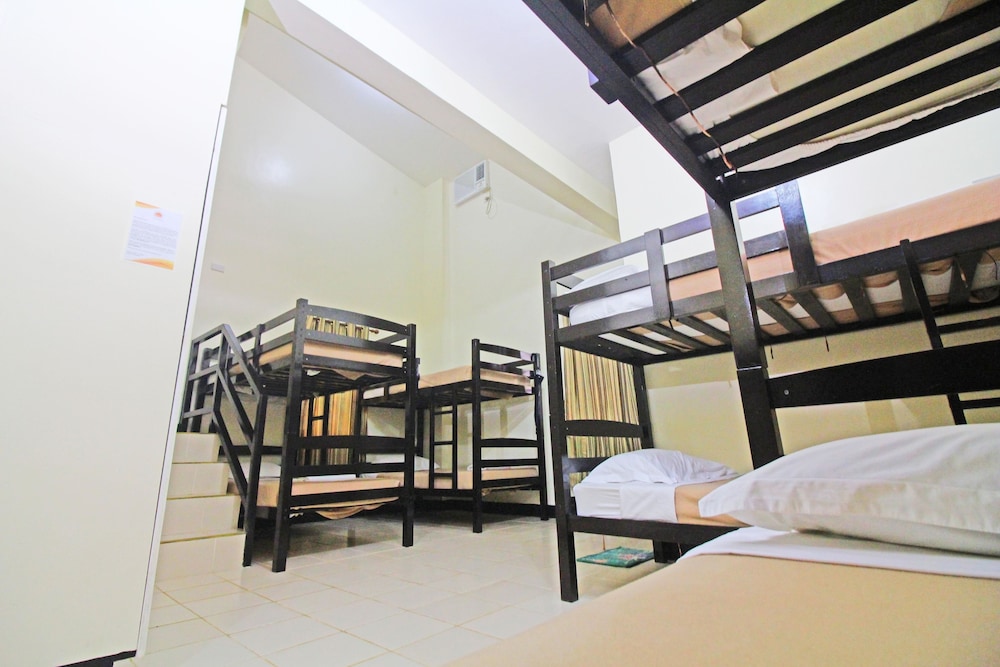 Caliraya Resort Club