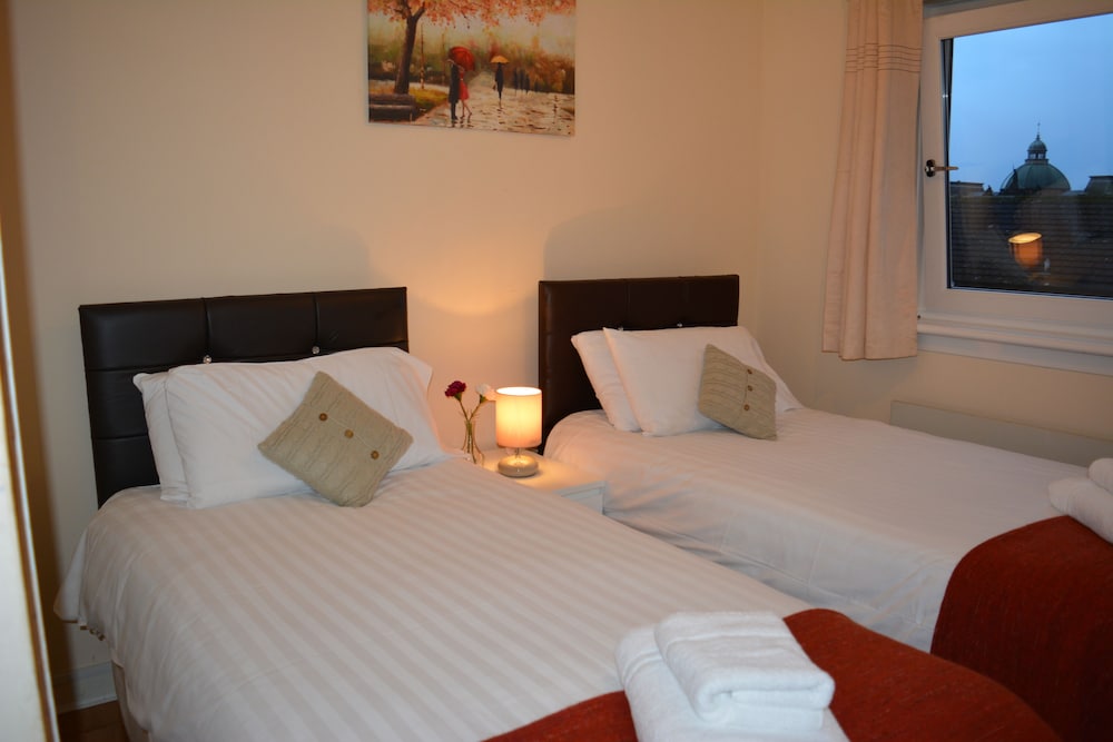 Glasgow Green Apartments in Glasgow City 2023 Updated prices, deals