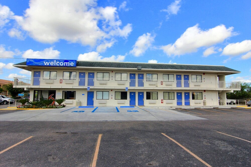 Motel 6 Kingsville in Kingsville 2023 Updated prices, deals Klook
