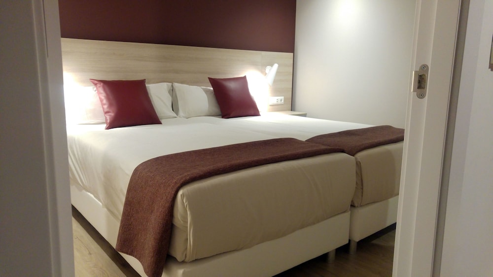 Hotel & Aparthotel Cosmos