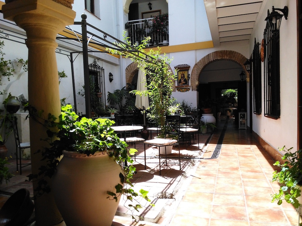 Casa de Los Naranjos in Cordoba | 2023 Updated prices, deals - Klook ...