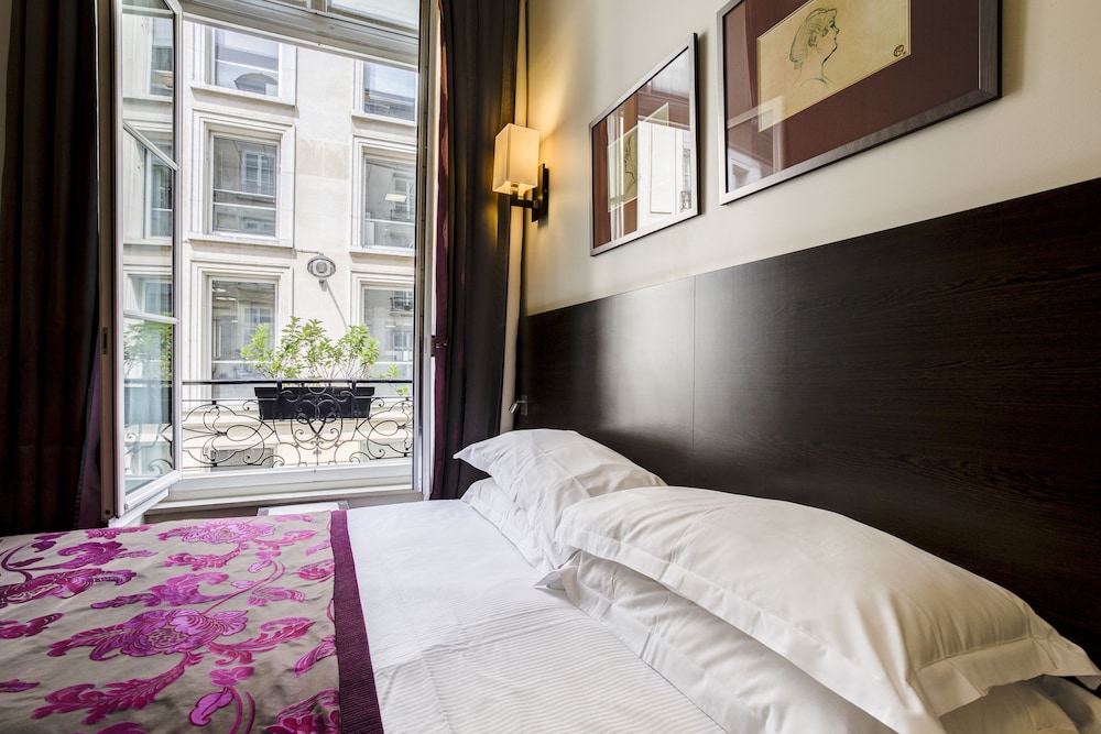 Hôtel Paris Louvre Opéra