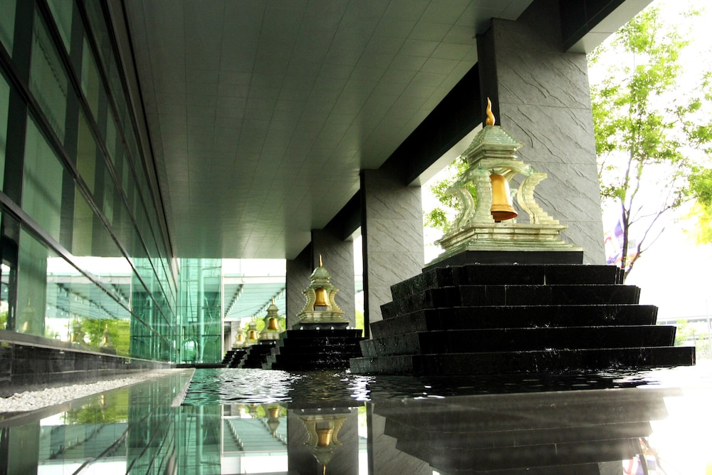 Novotel Bangkok Suvarnabhumi Airport Hotel