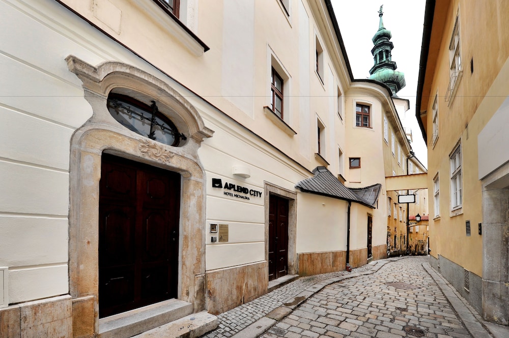 aplend city hotel michalska bratislava slovakia