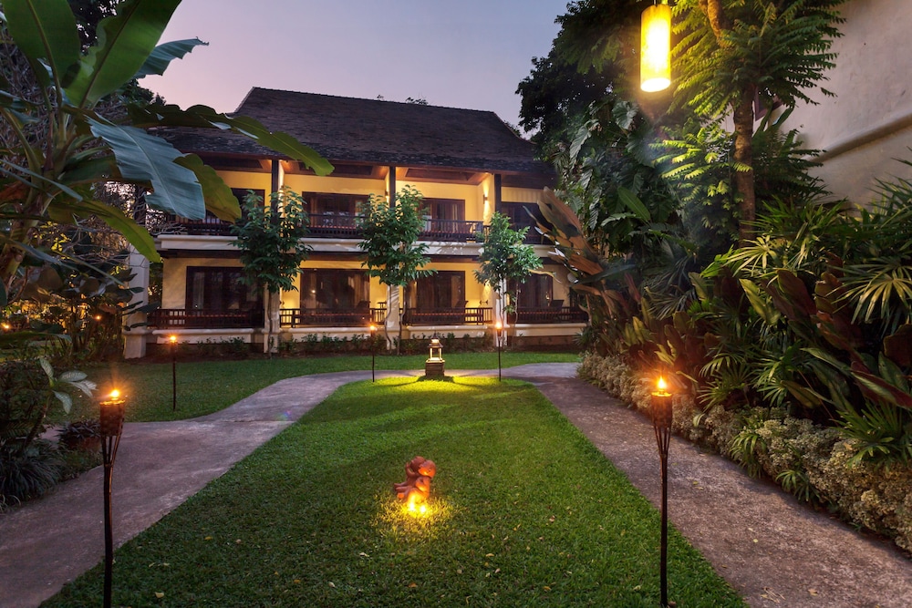 Lanna Dusita Riverside Boutique Resort