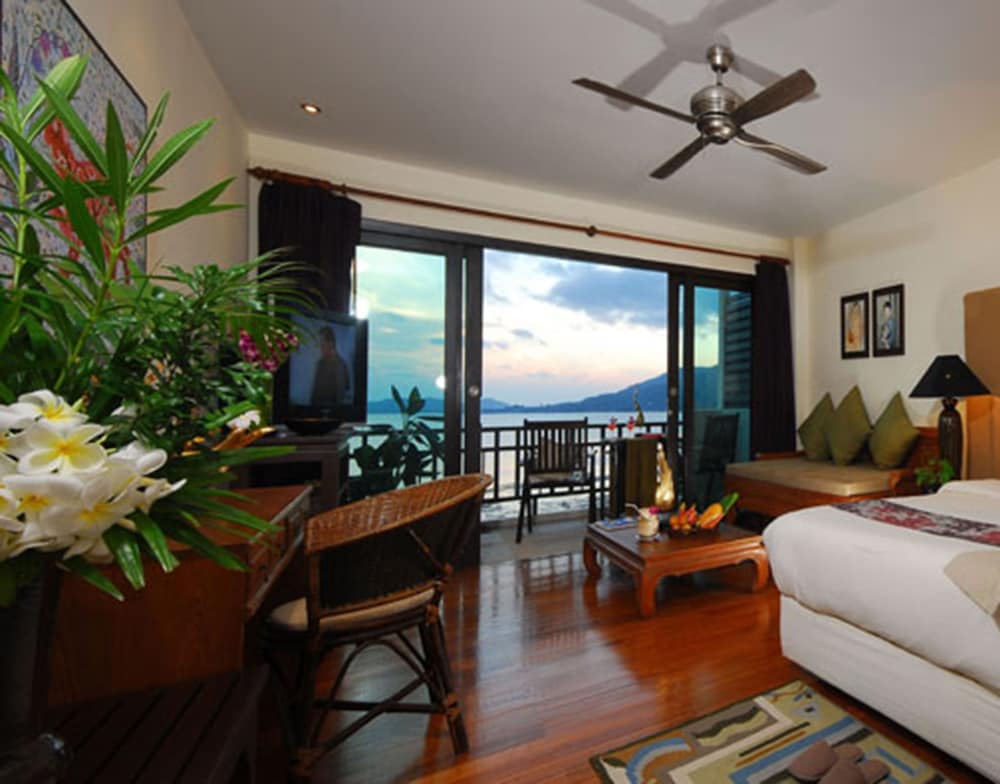 Cinnamon Beach Villas