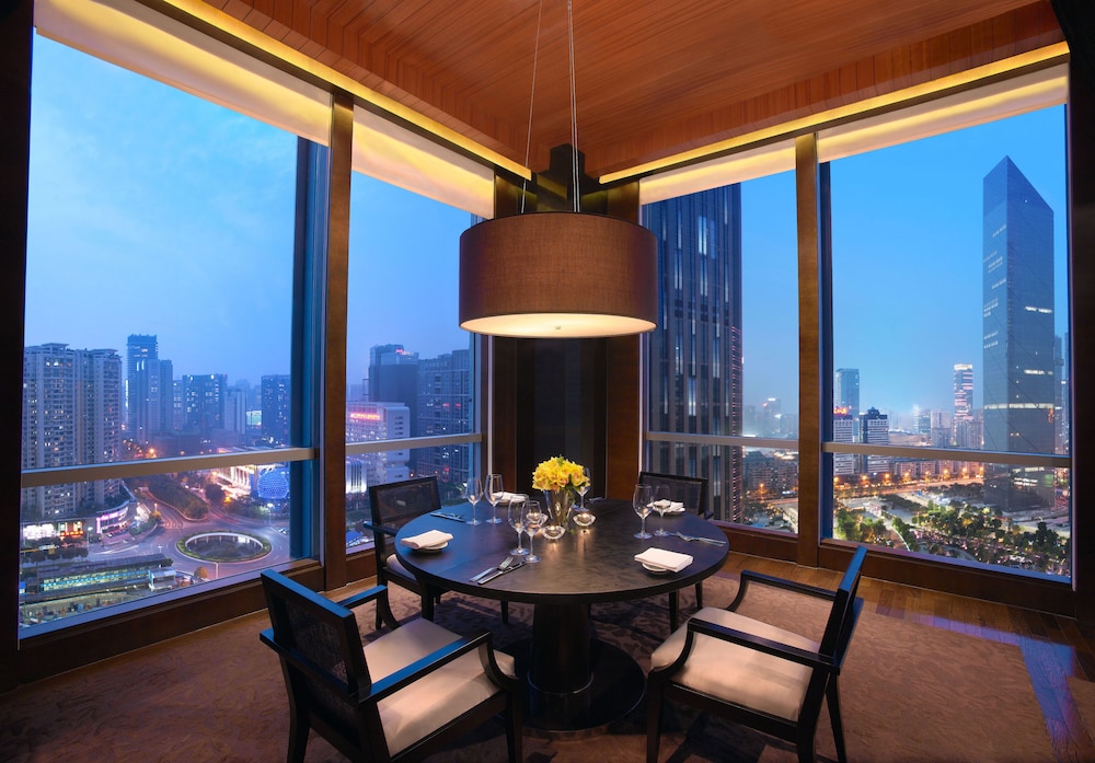 Grand Hyatt Guangzhou · Dining spaces