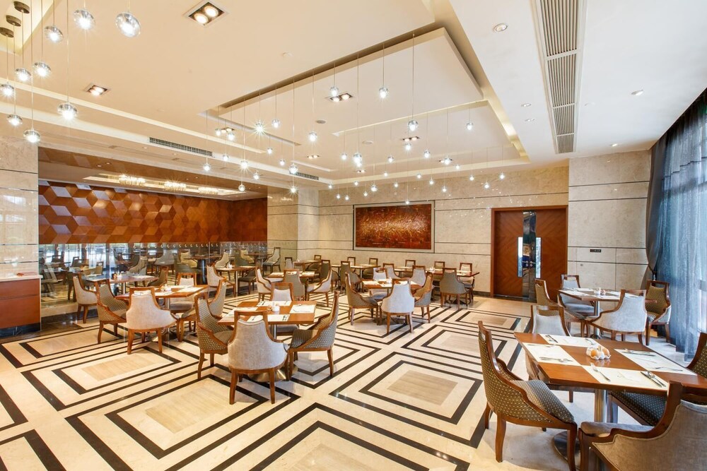 广州京溪礼顿酒店 · 餐饮空间
