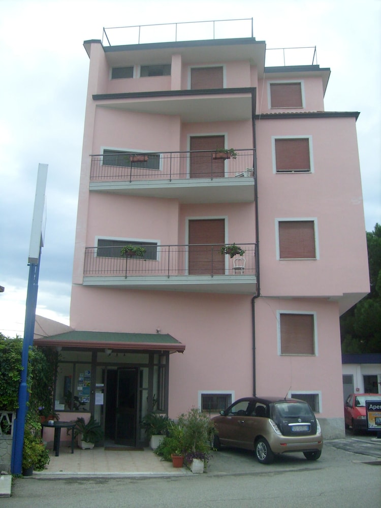 Piccolo Hotel in Lamezia Terme 2023 Updated prices, deals Klook