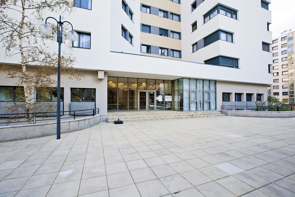 Sejours & Affaires Paris Davout