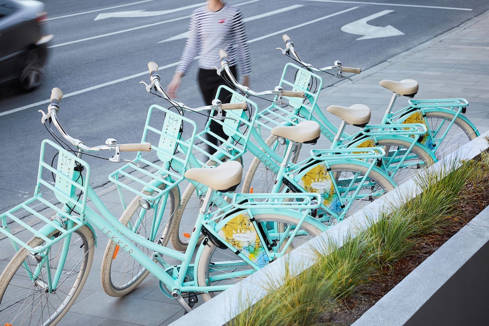 The Chen Melbourne - Art Series