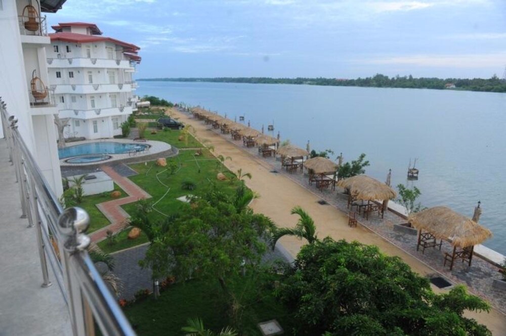 Hotels in Batticaloa