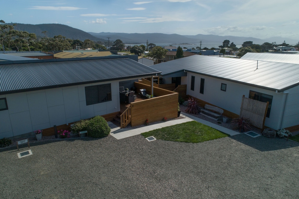 Apartments on Fraser Bicheno in Bicheno 2023 Updated prices, deals