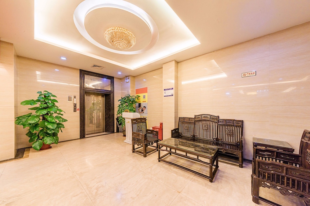 Kaiserdom Hotel Airport Branch · Hotel setting
