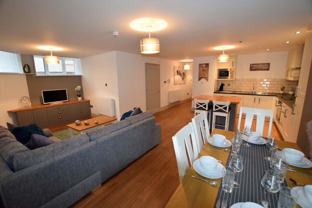 Oakfield Place in Bristol 2024 Updated prices, deals Klook United