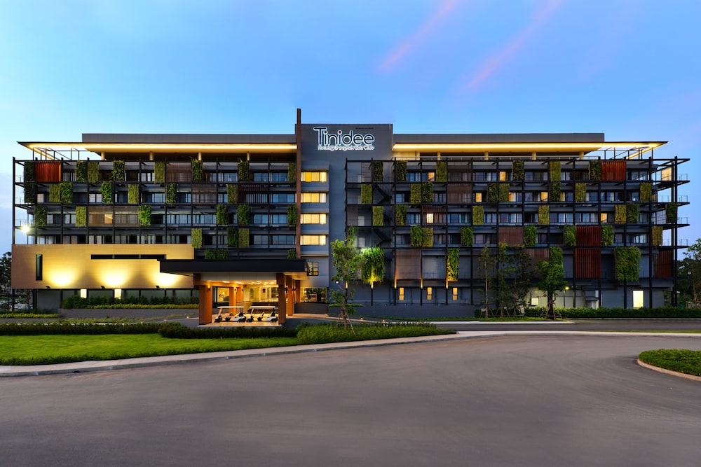 Tinidee Hotel Bangkok Golf Club