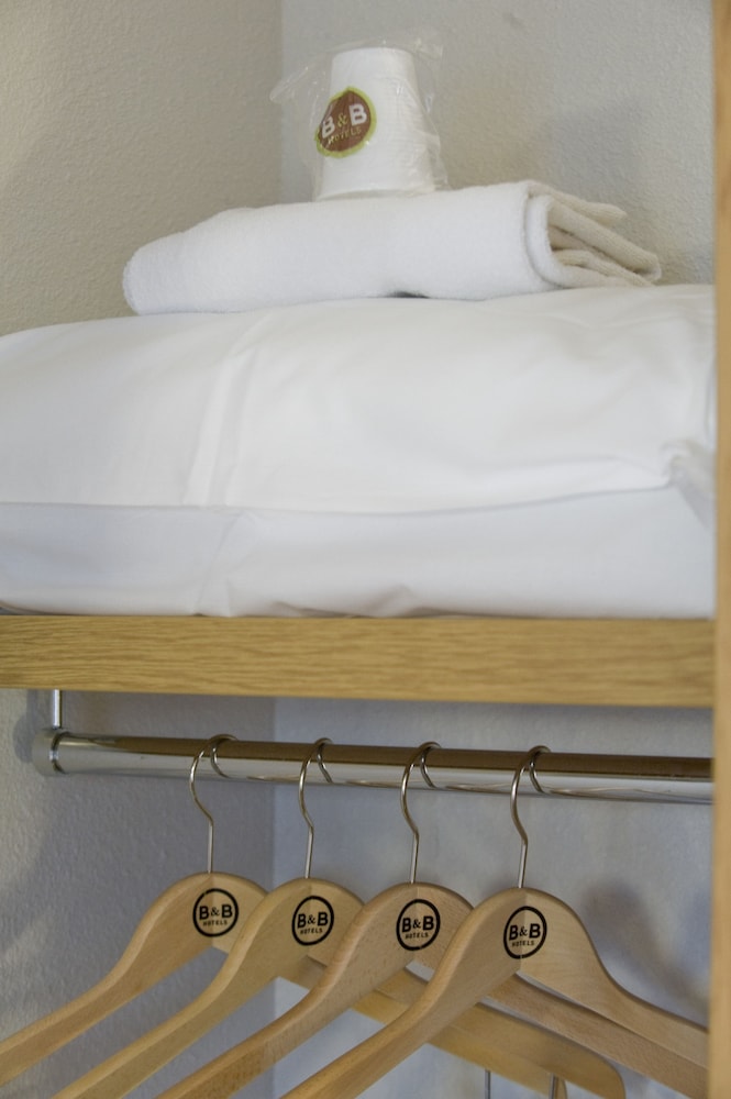 B&B HOTEL MARSEILLE La Valentine Saint-Menet