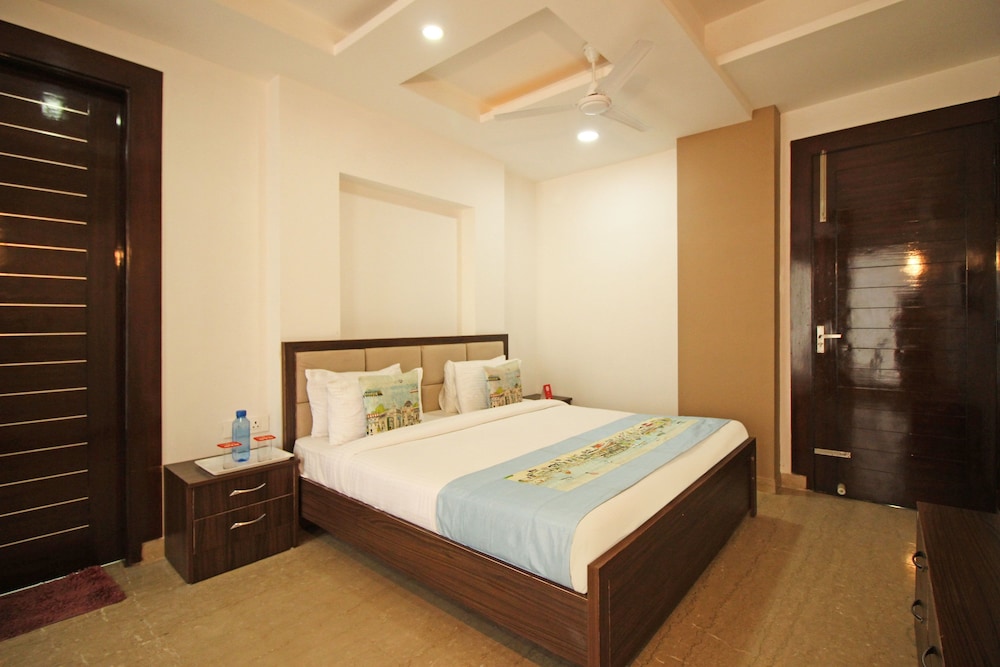 OYO Flagship 184 Spice Mall in Gautam Buddha Nagar 2024 Updated