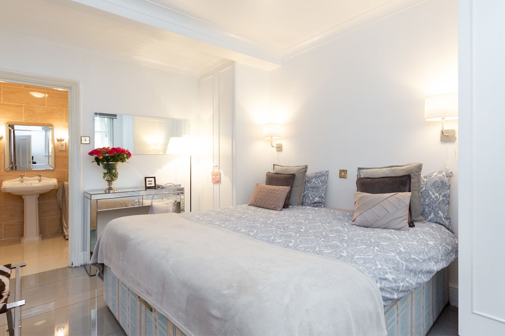 Harrods Room in London 2023 Updated prices, deals Klook United States