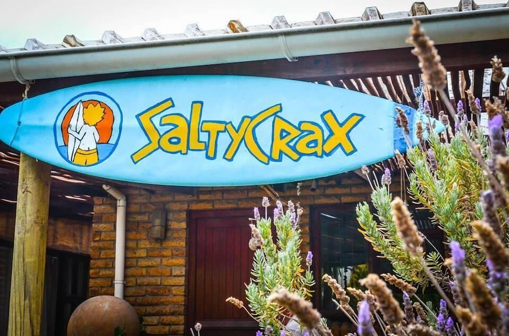 Saltycrax Backpackers and adventures