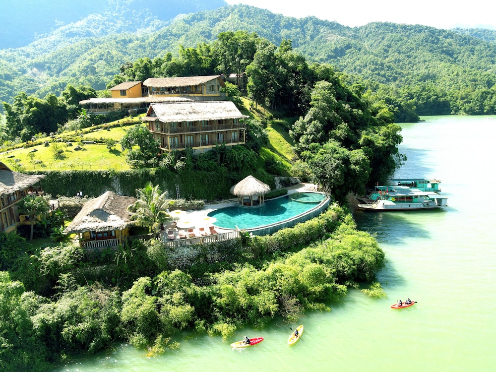 Mai Chau Hideaway Resort in Mai Châu District 2023 Updated prices