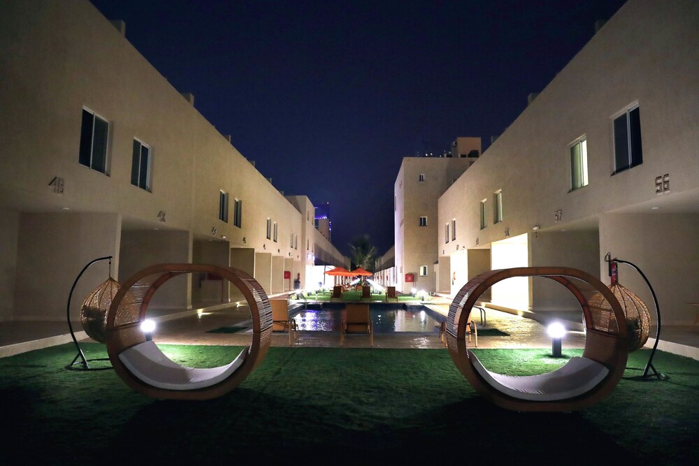 Beach Time Villas Hotel